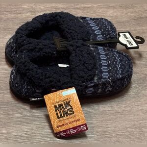 NWT MUK LUKS Leigh Clog Slipper Boots | Navy Fair Isle | Size 8